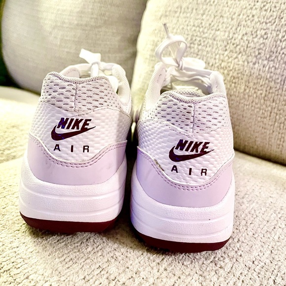 Nike Women’s Air Max 1G Golf Shoes - Picture 2 of 7